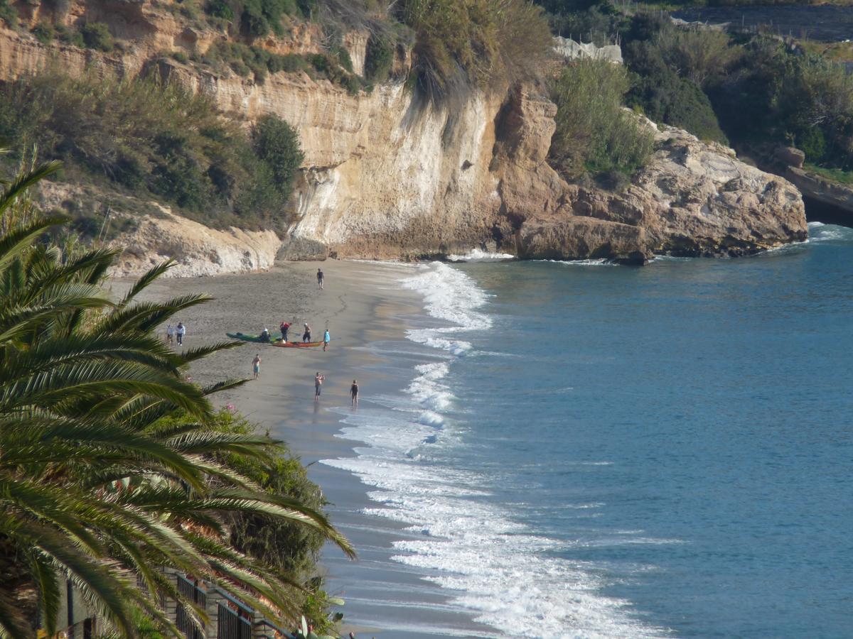 Hostal Alegre Nerja Exterior foto